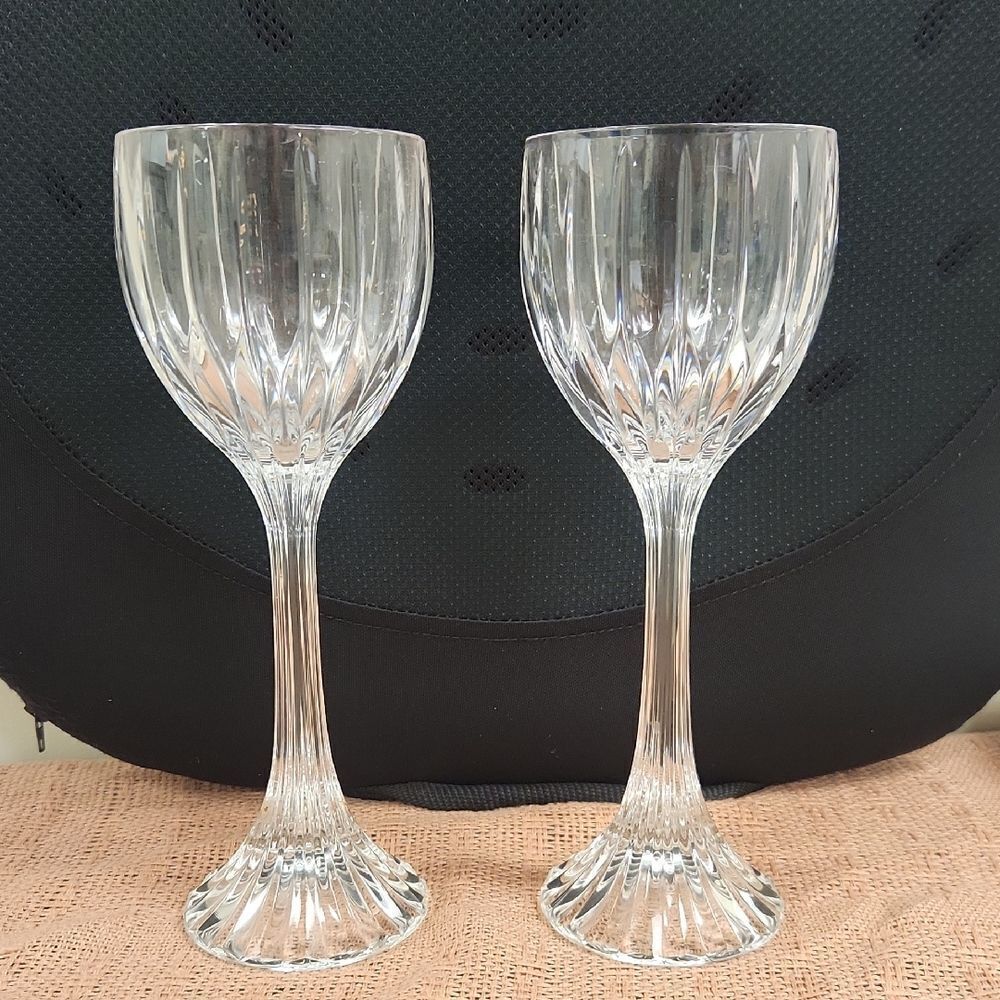 Elegant Crystal Wine Glass Set of 2